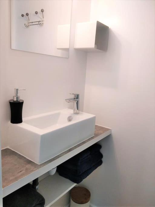 הוילה סן מלו L Embrun Jacuzzi מראה חיצוני תמונה